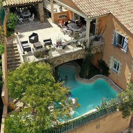 Romana Villa La Garonnette-Plage