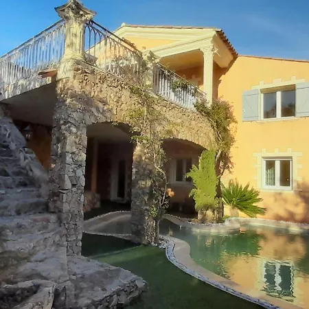 Romana Villa