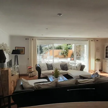 Romana Villa La Garonnette-Plage