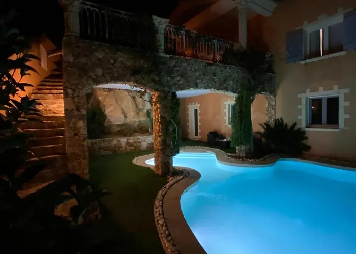 فيلة Romana La Garonnette-Plage